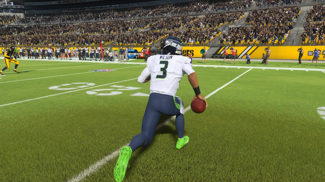 Russell Wilson, Broncos QB