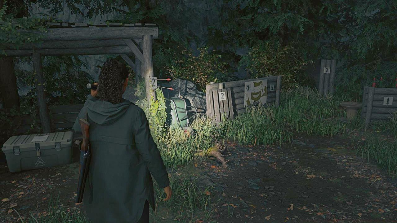 The bolts and written numbers give you a hint for the Crossbow.