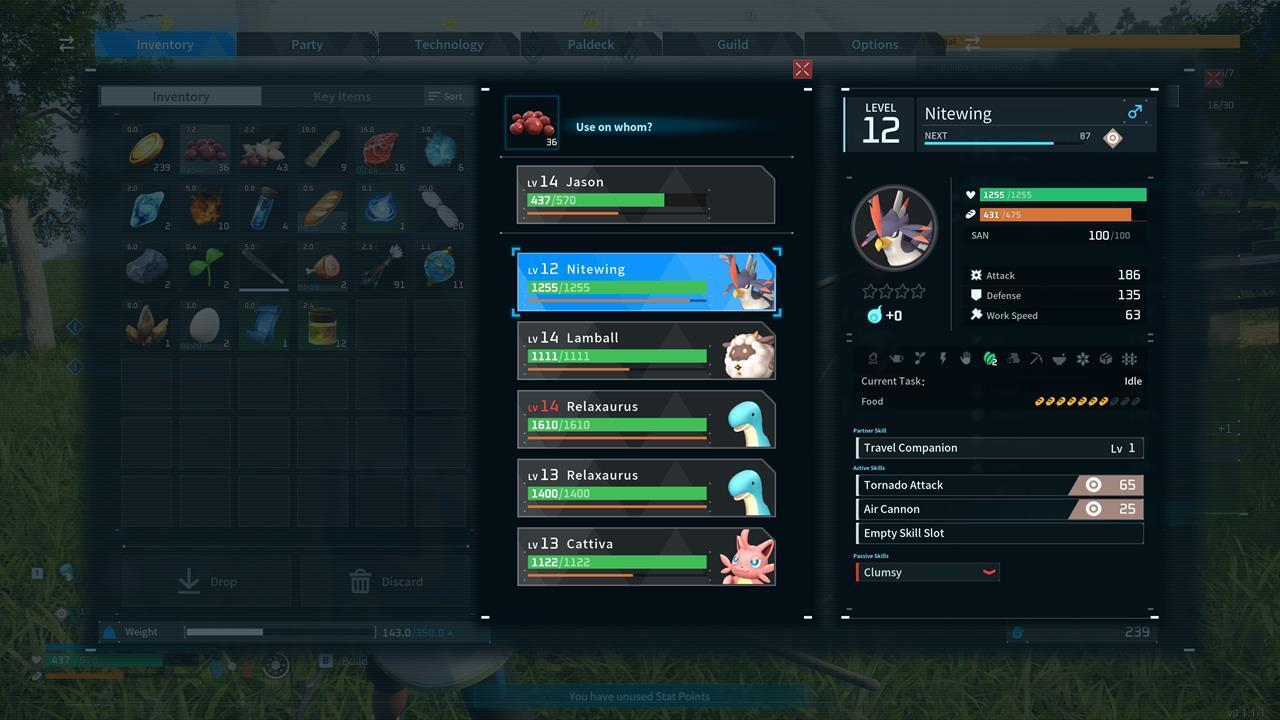 Give berries or meat to your Pals via the inventory screen.