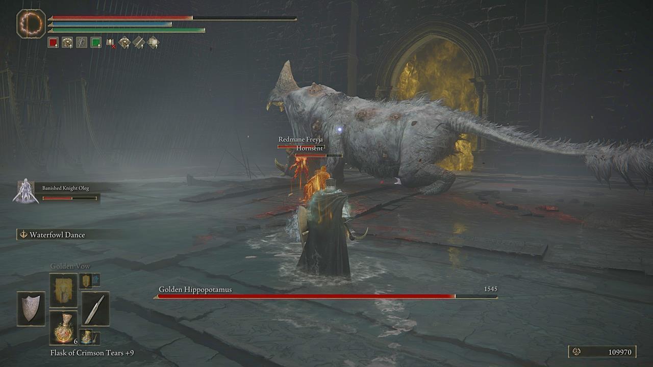 Summon Hornsent against the Golden Hippopotamus boss