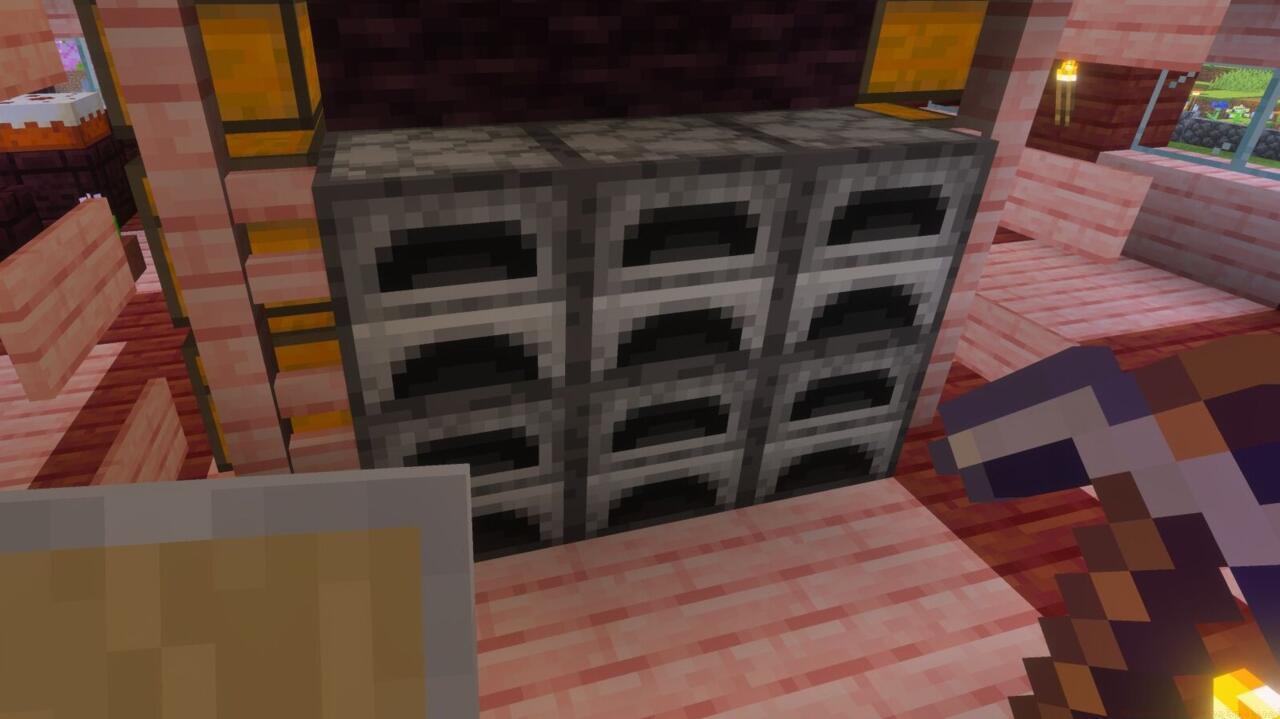 Smelting with furnaces in Minecraft