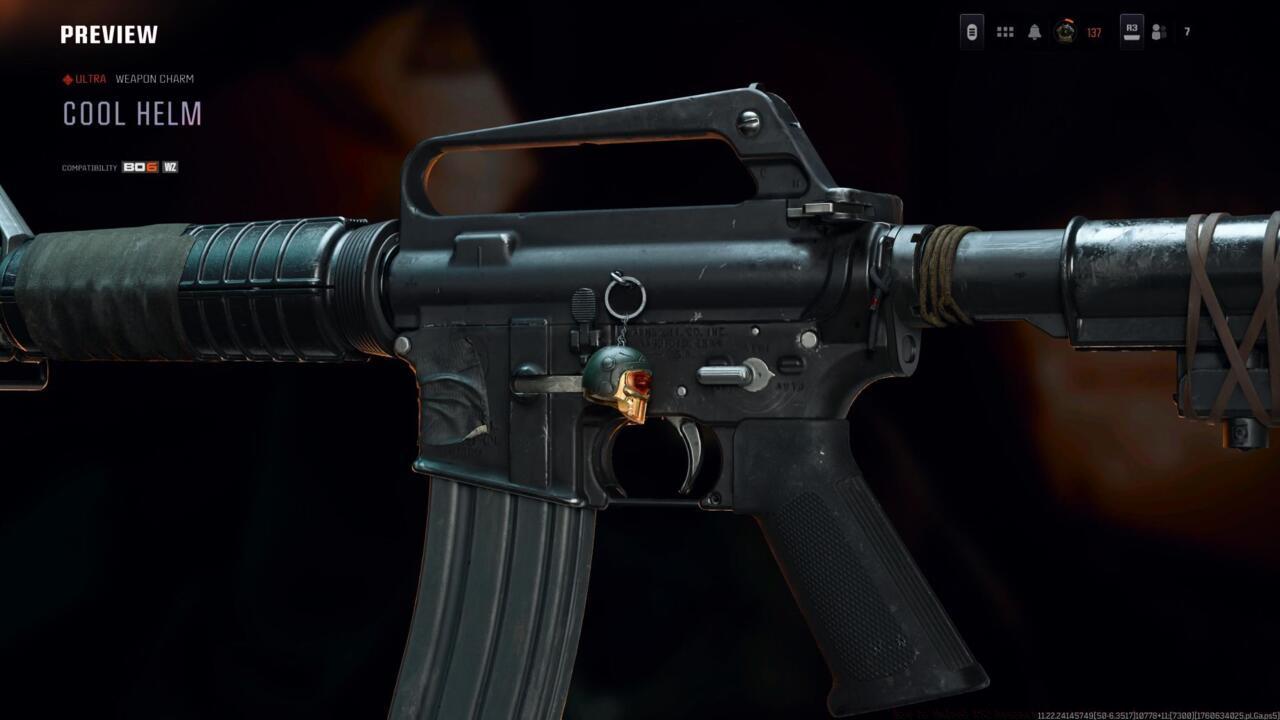 Cool Helm - Weapon charm