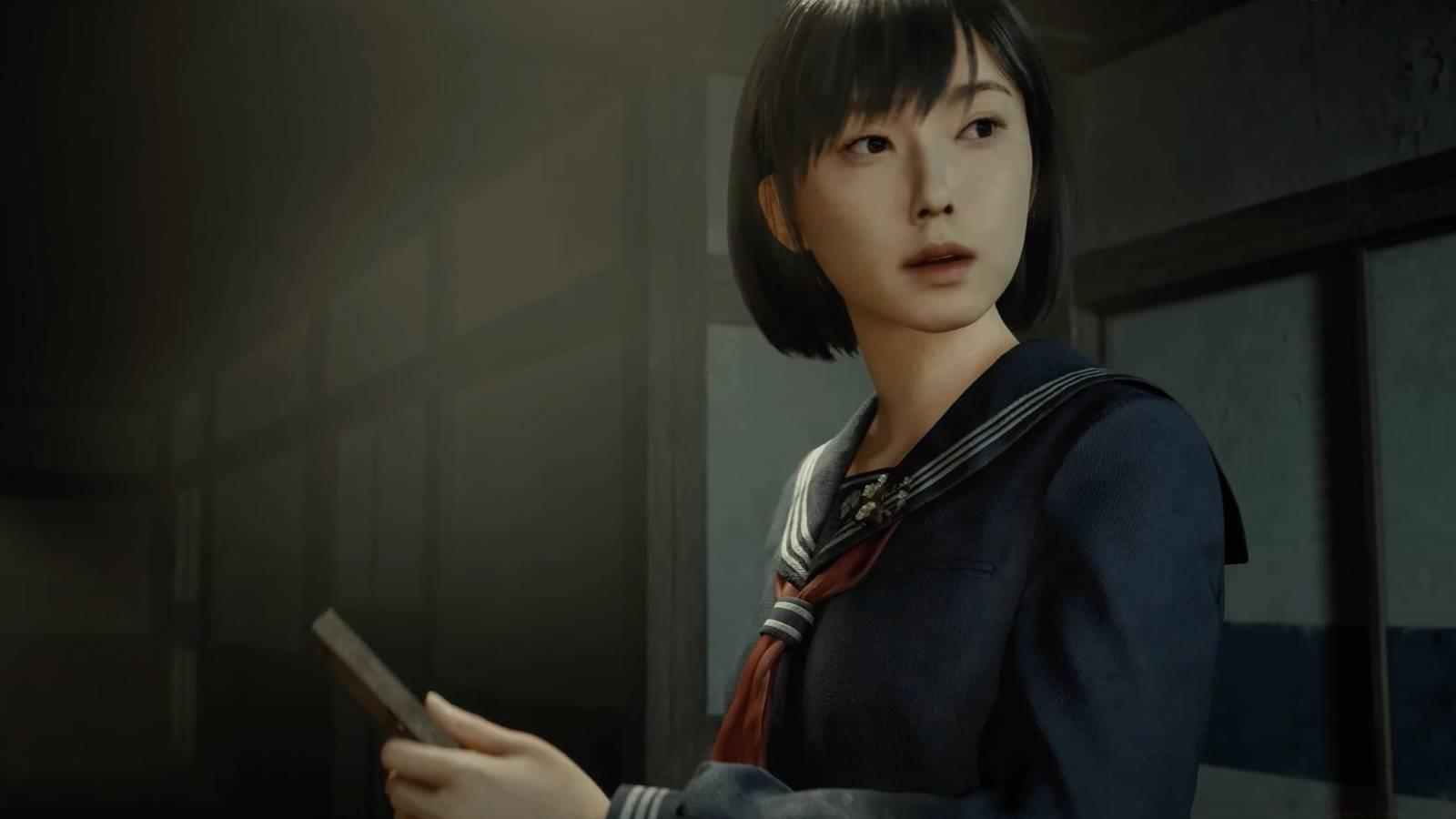 Hinako looks to the right after a noise disturbs her while she's reading.