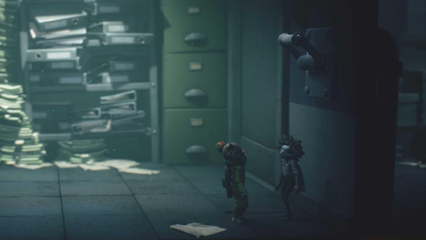 Low and Alone, the protagonists of Little Nightmares 3, find a lever.