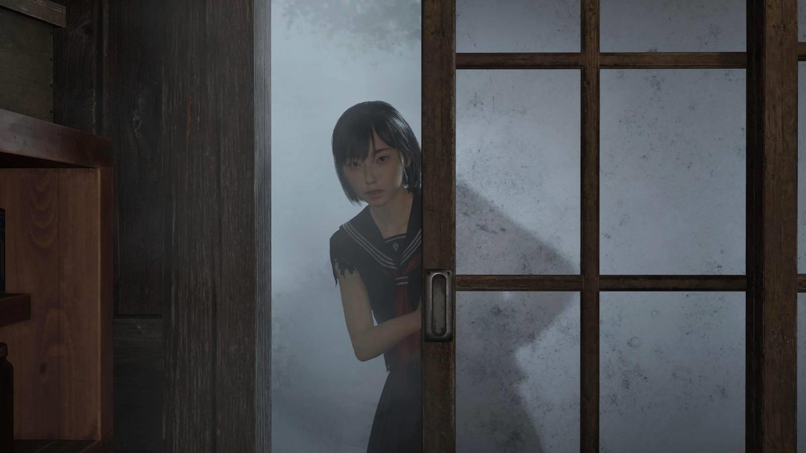 Hinako opening the door to Shu's house in Silent Hill f